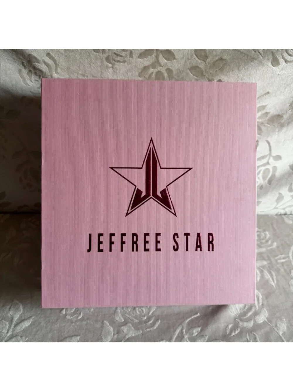Jeffree Star Cosmetics Christmas Big Tree Topper Ornament Pink Logo Box